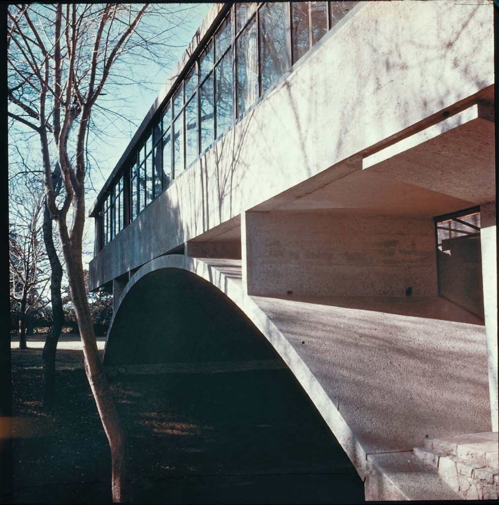 pic-exterior view 2