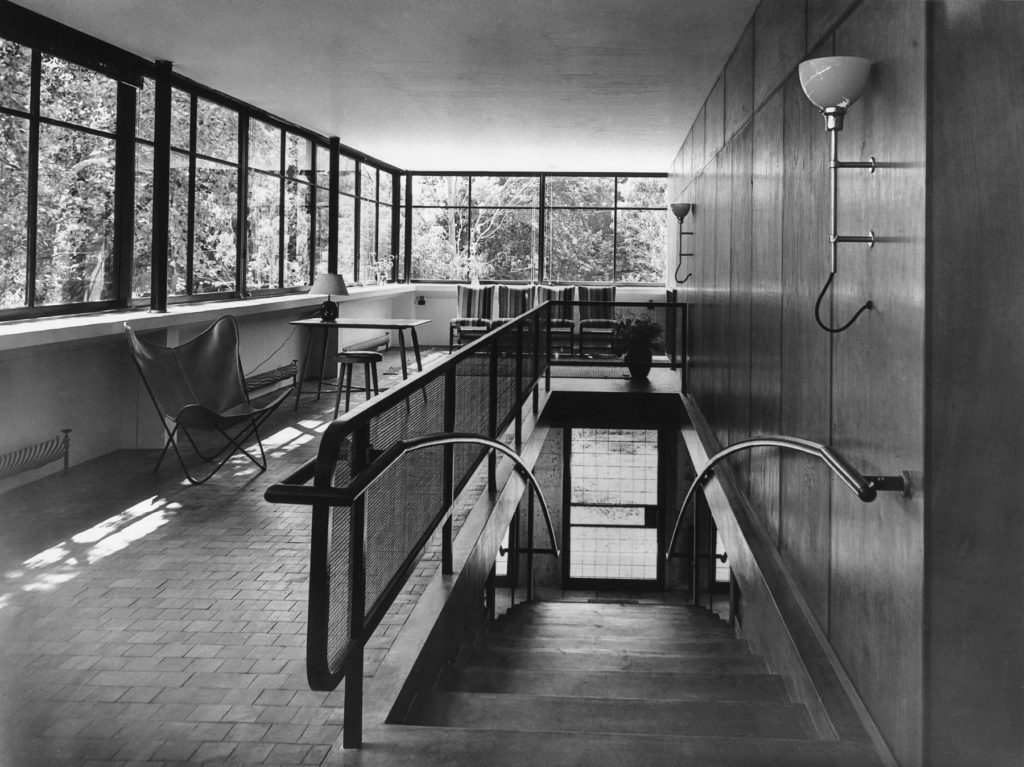 pic-interior view
